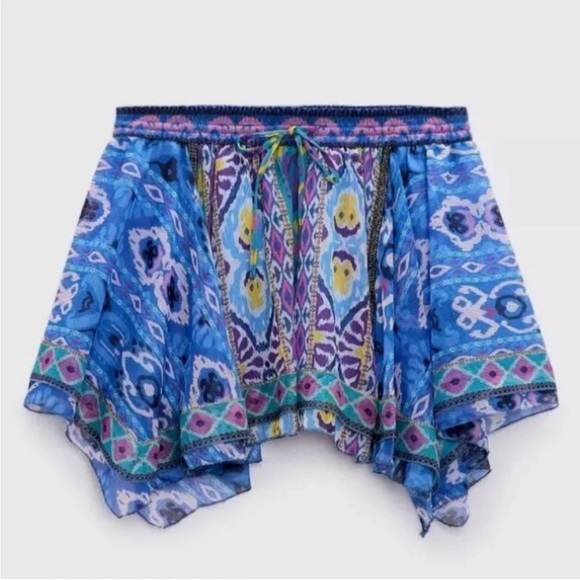 NWT Zara Print Mini Skirt Size Large - Picture 2 of 10